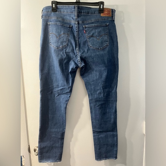 Levi's Women's Skinny Jeans - Blue - Picture 2 of 8